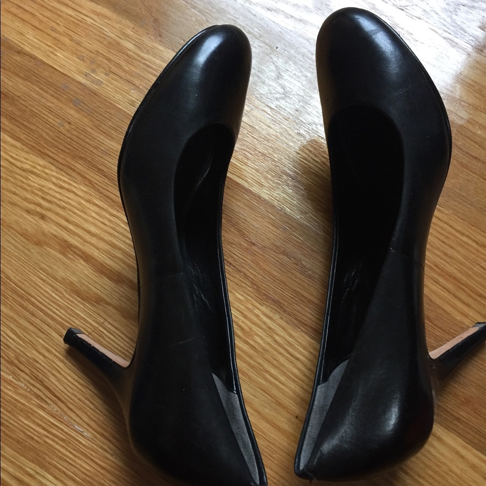Cole Haan Nike Air black leather pumps